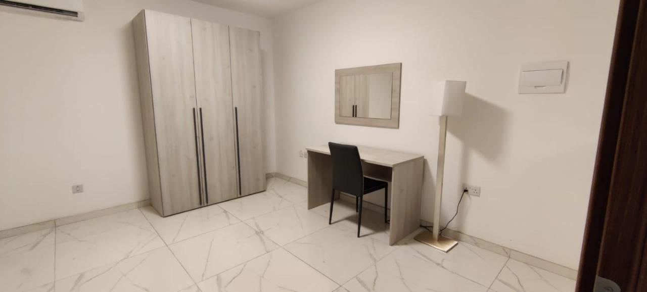 Blu-M Central Qormi Dış mekan fotoğraf