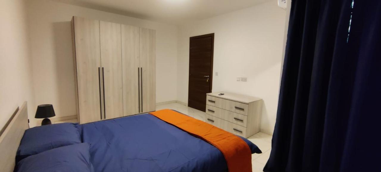Blu-M Central Qormi Dış mekan fotoğraf