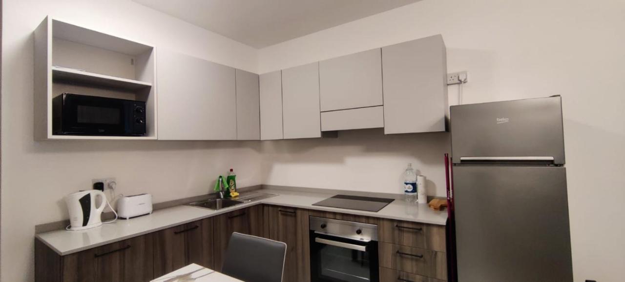 Blu-M Central Qormi Dış mekan fotoğraf