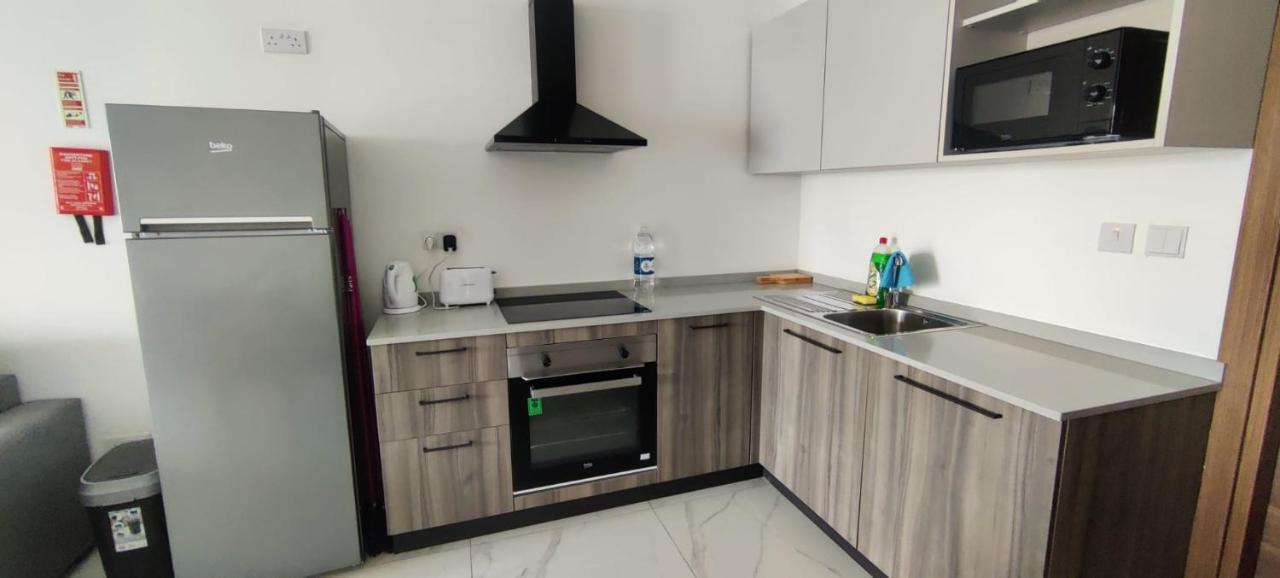 Blu-M Central Qormi Dış mekan fotoğraf