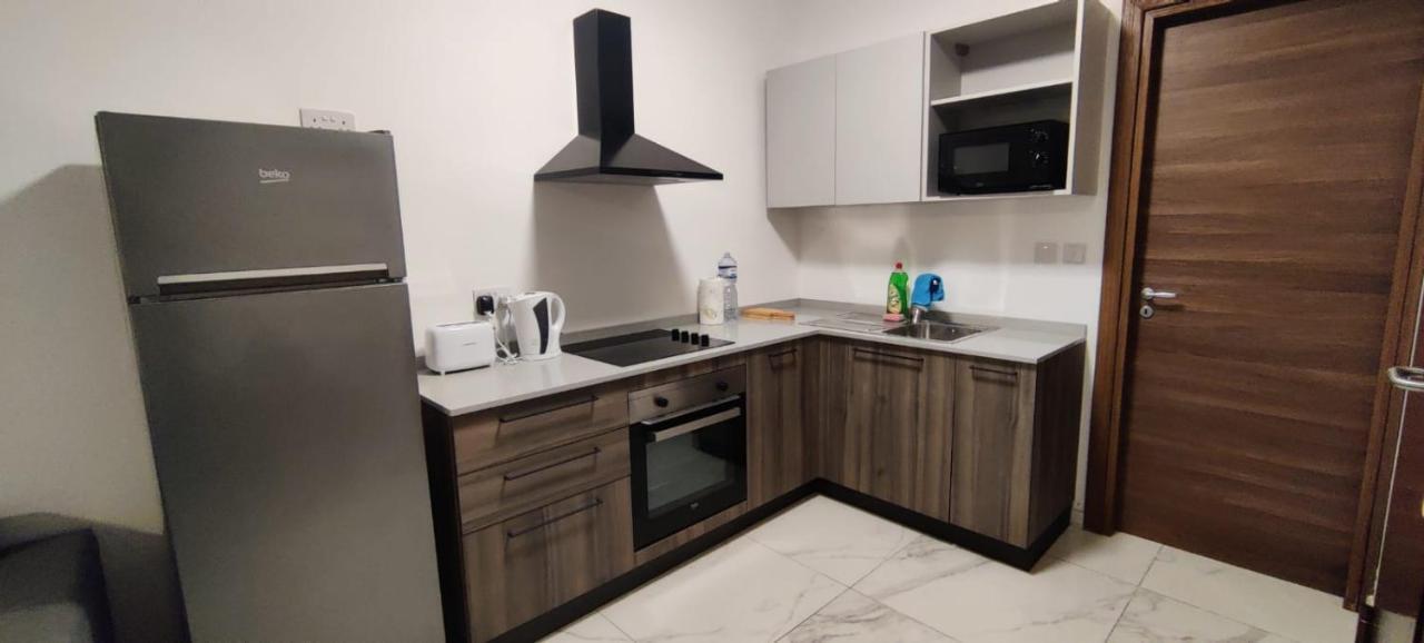 Blu-M Central Qormi Dış mekan fotoğraf