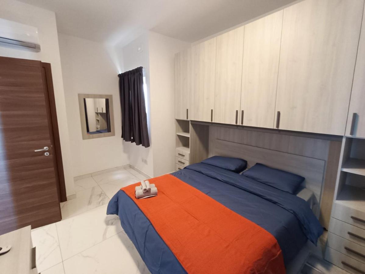 Blu-M Central Qormi Dış mekan fotoğraf